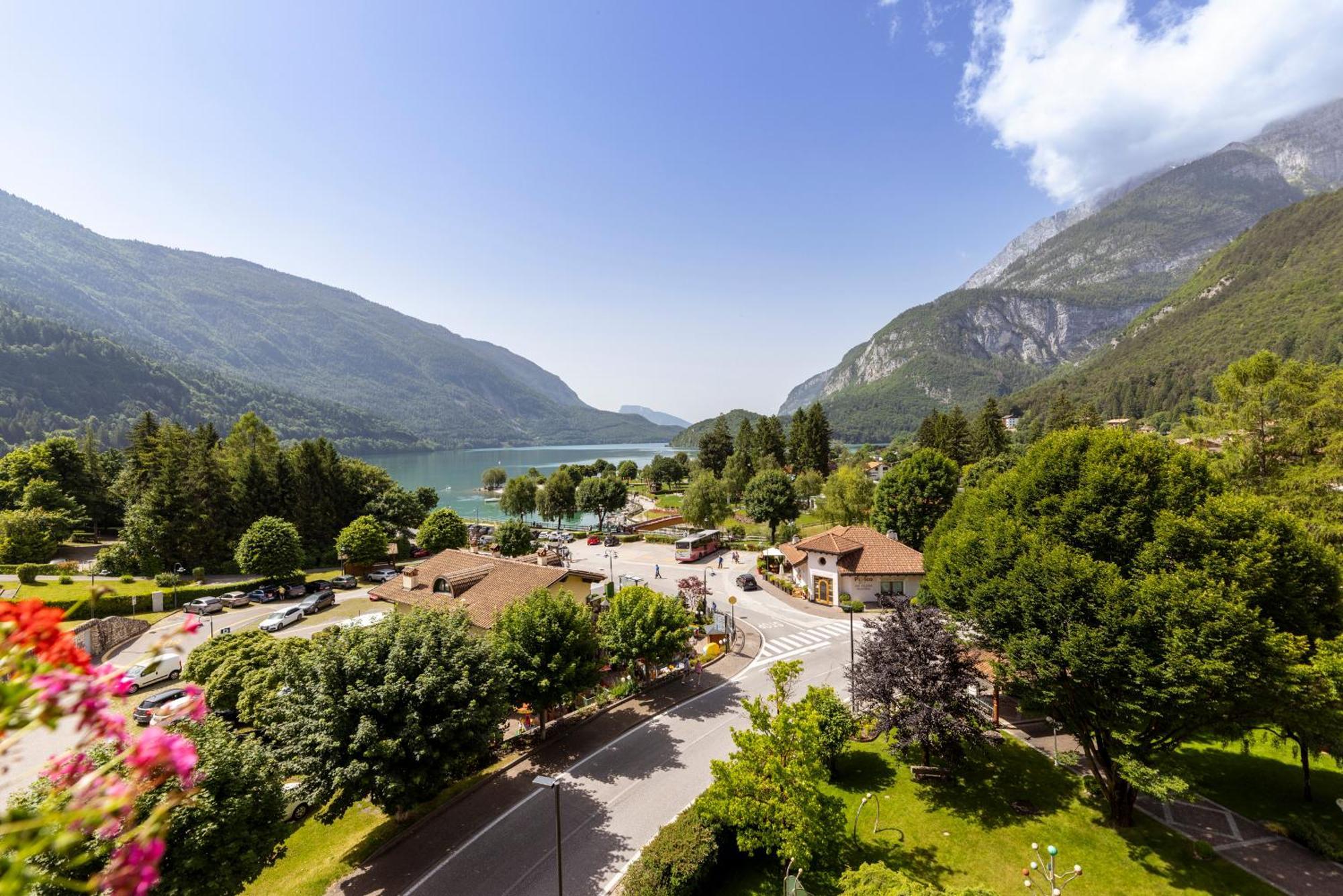 Hotel Lido - Green & Slow Life Molveno Exteriér fotografie